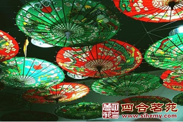 絲綢的細膩之服裝店